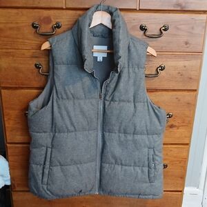 Old Navy Women’s Quilted Frost-Free Puffer Vest - Gray Heather - Size XL